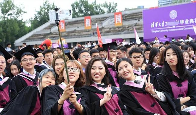 再先进的社会也用不到那么多大学生,复旦教授发表言论,令人清醒