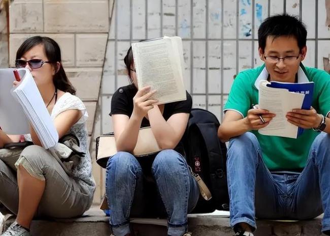 再先进的社会也用不到那么多大学生,复旦教授发表言论,令人清醒