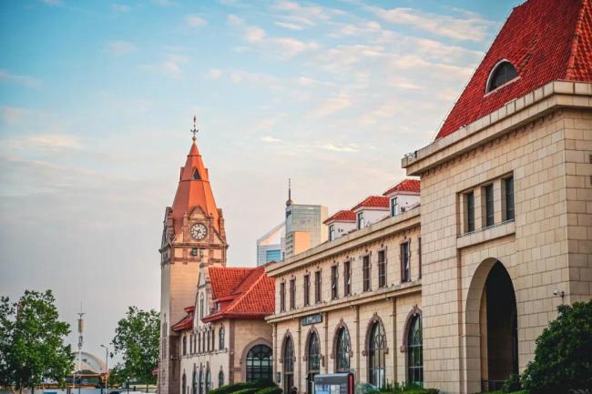 坐高铁出发!打卡“西虹市”同款美景!