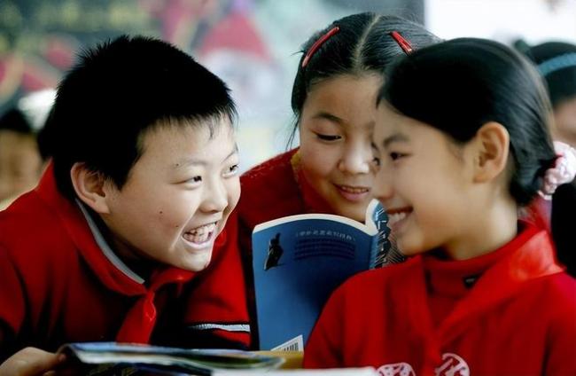 “到我这个年龄就懂了”,家长看不懂孩子的朋友圈,10后太早熟了