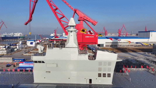 中国通讯社-独占動画丨満載排水量40,000トン以上！海軍の四川艦