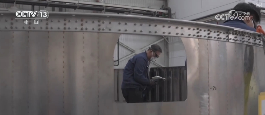 /> </p> <p> на Blue Arrow Aerospabe Rocetruction Rocketcustruction Rocketcustruction Rocetruction Rocetruction Rocetruction Rocetruction Rocetruction Rocetructure Rocetructure Rocetructure in jaj Разработчики собирают и сварки ракетные домики на фабрике. Эти каюты будут использоваться для Zhuque III, который должен реализовать свой первый полет в 2025 году. alt = 