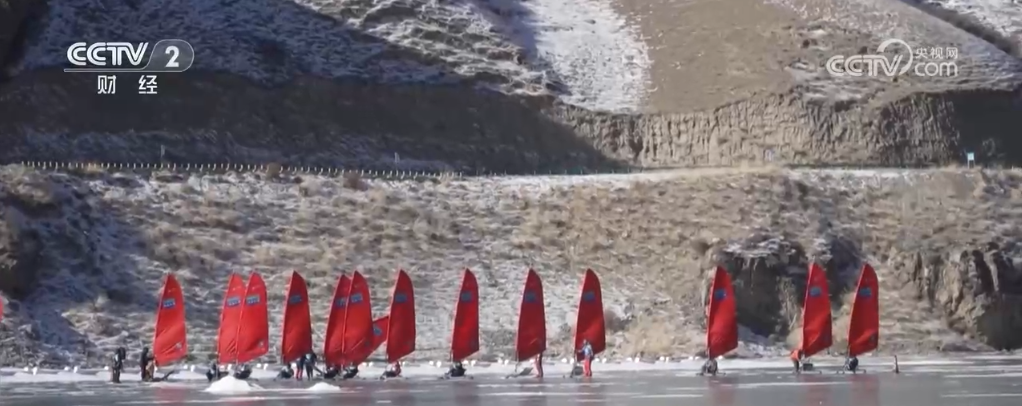 /> </p> <p>. Обе стороны окружены долинами, образуя «узкий ветер трубки». Кроме того, поверхность озера гладкая, и здесь участники соревнуются, что может не только наслаждаться радостью скачки на ветру, но и оценить уникальные северные пейзажи. </p> <!-repast.body.end->               </div>
              
          </div>
          
          <!--<div class=