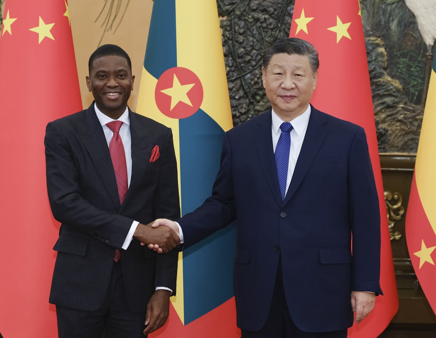 Утром 13 января, президент xi jinping meet с гренада-гренадам, который был на плменинге, который был на плмени, который был на плменинге, который был на плменинге, который был на плменинге, который был на гран-премьер. Большой зал людей в Пекине. </p> <p> Утром 13 января президент Си Цзиньпин встретился с премьер -министром Гренады Митчеллом, который посещал Китай для официального визита в Большой Зал народа в Пекине. </p> <p> Митчелл выразил искренние соболезнования правительству Китая и людям в отношении землетрясения в Дингджи, Тибет. Си Цзиньпин выразил свою благодарность за это, указав, что землетрясение произошло в зоне большой высоты на юго -западе Китая. Китай завершил спасение и временное переселение в кратчайшие сроки, а также будет выполнять реконструкцию в кратчайшие сроки. Правительство Китая уверено и способно достичь победы в облегчении землетрясения. </p> <p class = 