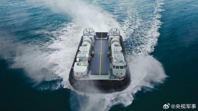Super Burning Screen! Maritime Training of the Southern Theater Command Naval Landing Ship Brigade