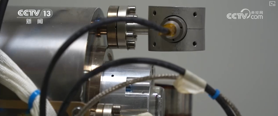 // p> <p> <p> <p>. Atomuhren und dann zu höheren Präzisionswasserstoffatomuhren wird das 