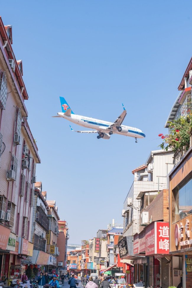 xiamen: turistlerin sahnesi ve qingshui sarayı