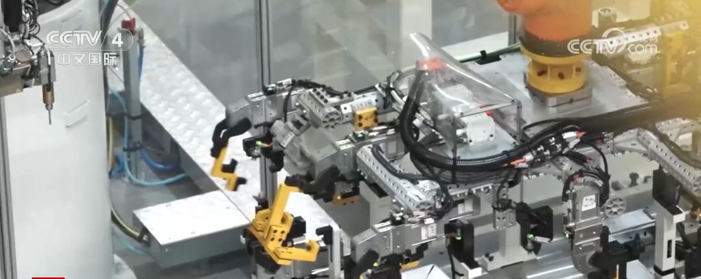 /> </p> <p> 국립 발달과 개혁위원회의 관련 인물이 미래에 대한 책임을지게 될 것입니다. 랜드 마크 주요 외국 투자 프로젝트를위한 전체 프로세스 추적 서비스,보다 유연하고 효율적인 요인 보증 방법을 채택하며 가속화 된 프로젝트 구현을 촉진합니다. 우리는 또한 외국 투자 기업에 서비스를 제공하기 위해 특별한 행동을 결합하여 