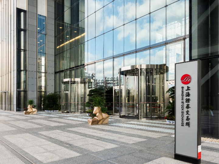  / p> <photo_alt_290808 