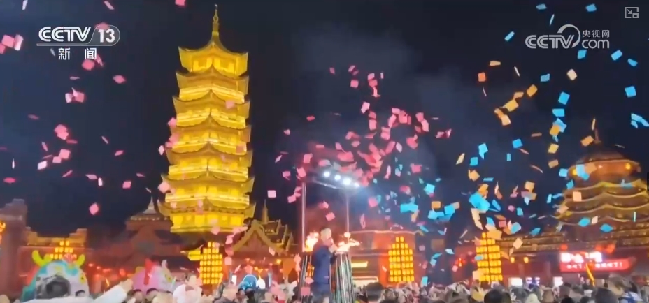 /> </P> <p> <p> <p> <P. PLASS =