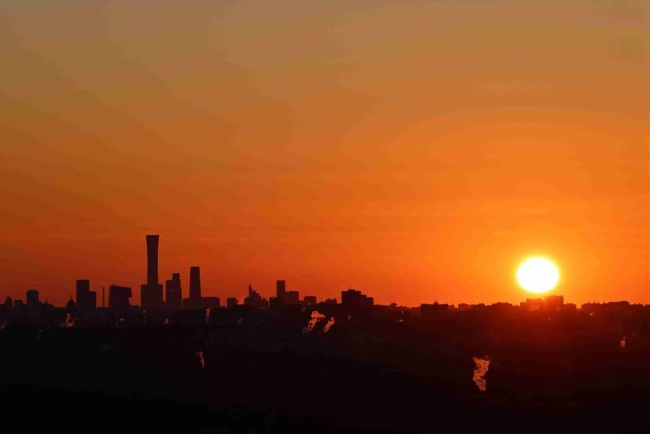 Watch the sunrise, visit bookstores...PICK New Year's Game