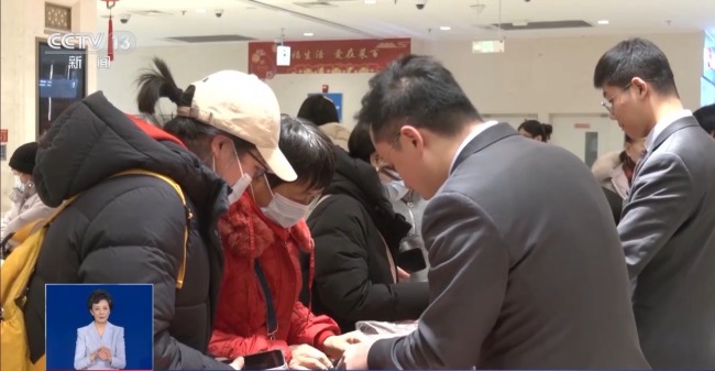 Visit the gold market after the festival Why did gold prices hit new highs repeatedly?