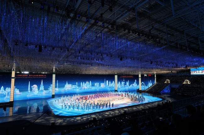 The opening ceremony of the Asian Winter Conference staged a fantasy ice and snow night
