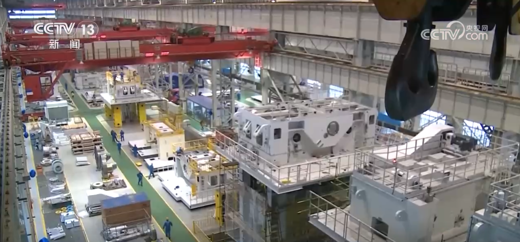 /> </p> <p>. Зеленая и интегрированная разработка. Среди них строительство инновационной системы ускоряется. В 2024 году индустрия машин одобрила строительство 33 отраслевых инновационных платформ, и в общей сложности 290 отраслевых инновационных платформ были перечислены и утверждены для строительства. </p> <p class = 