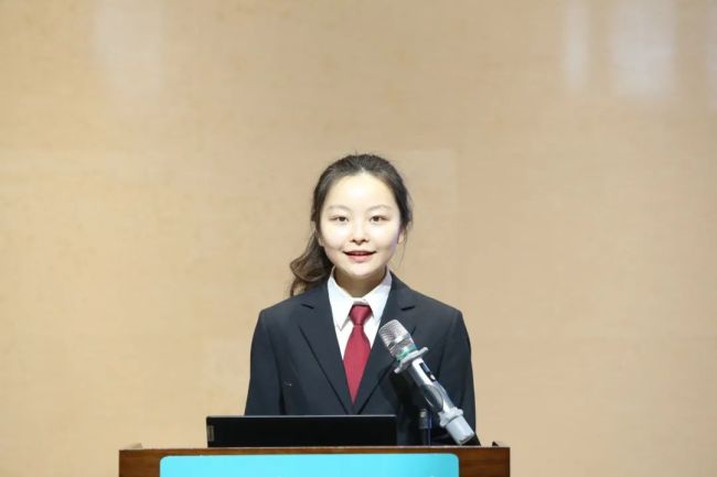 Xiangxi Intermediate People's Court rings the 