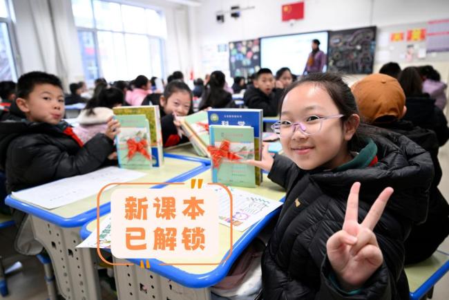 元氣滿滿！開學季“表情包”裡的青春模樣