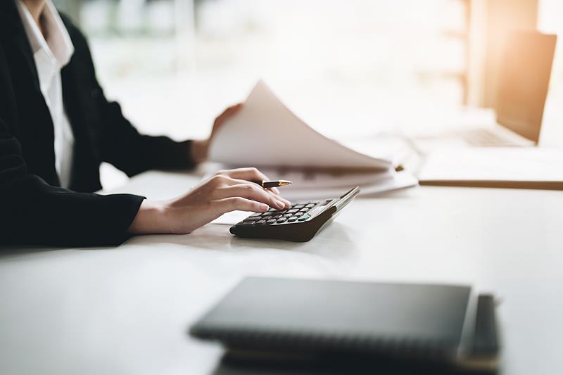 /> <p> </p> <p> Laporan dengan memuat turun aplikasi 