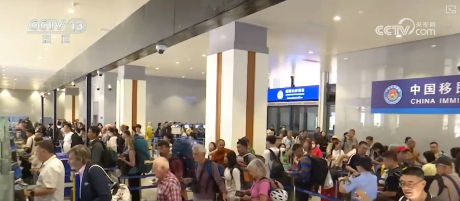 // p> <p> Dal momento che l'implementazione della politica, la stazione di mohan ha inserito più di 156.000 persone. Dieci paesi dell'ASEAN, che rappresentano oltre il 30% del numero di persone che entrano e lasciano il paese, con un aumento del 27% su base annua. </p> <p class = 