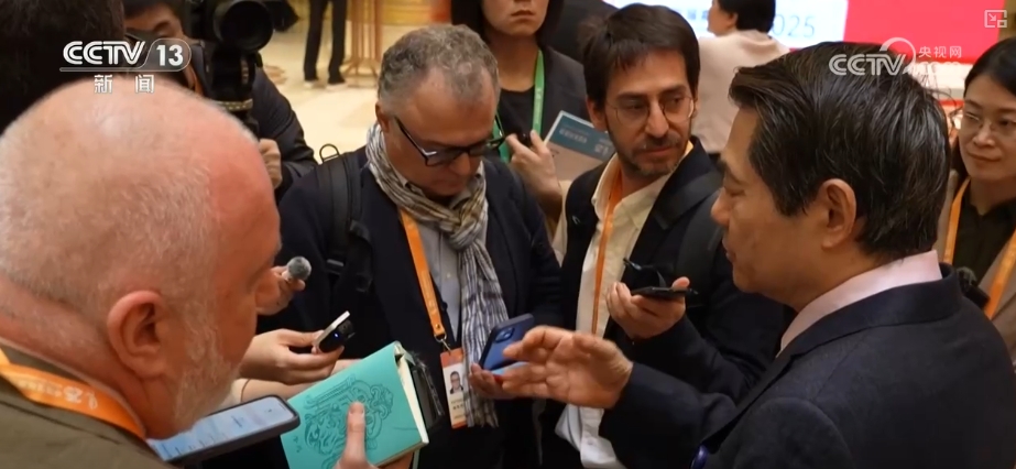 // </p> <p> <p> <p> -Toper. Eröffnung, grüne und kohlenstoffarme, künstliche Intelligenz und Steigerung des Verbrauchs. Die Gäste des Treffens sagten, dass die Veröffentlichung positiver Signale wie die Ausweitung der inländischen Nachfrage in allen Aspekten, die Kultivierung und Stärkung der aufstrebenden Industrien und zukünftigen Branchen sowie die Ausweitung der internationalen Kooperationsfläche bei der Ausweitung der Öffnung ermöglichen werden, immer mehr ausländische Unternehmen, um fester in China zu investieren. </p> <!-repaste.body.end->               </div>
              
          </div>
          
          <!--<div class=