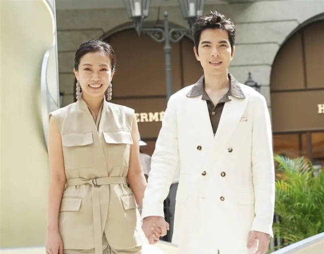 萧敬腾夫妻谈及方大同去世 坦言离世前几天还联络