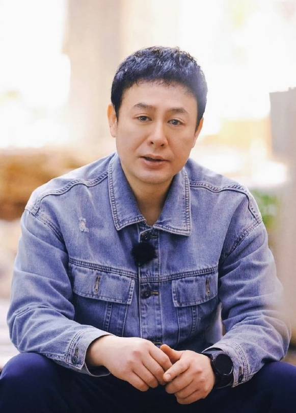 剧组负责人为张颂文发声 称事后有人统一收取信笺