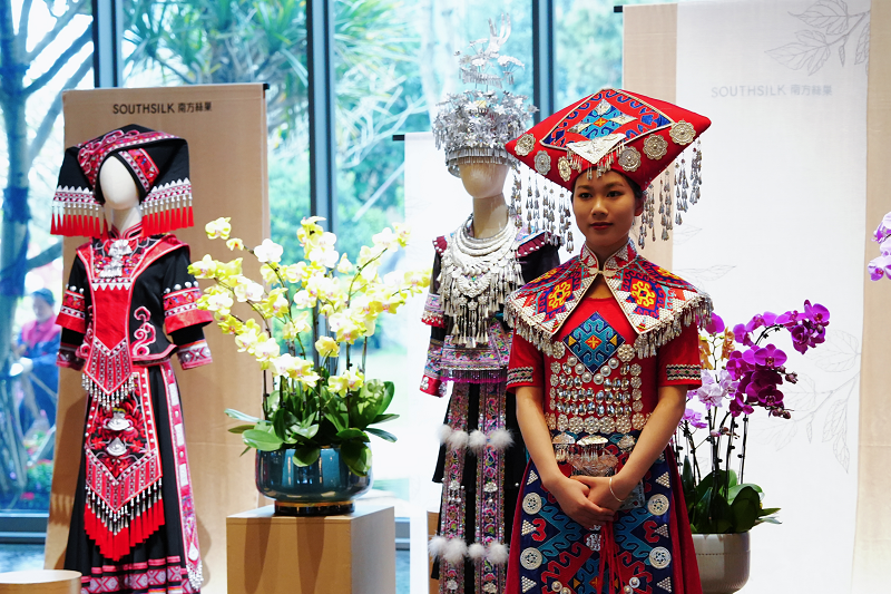  【grupo de fotos】】】】】】】】】】】】】】】】】 en este momento! La atmósfera del foro de medios en línea de China en 2025 está lleno de sentimientos 