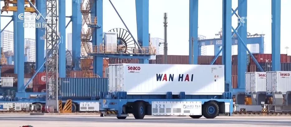 /> </p> <p> le nazionali monitorate monitorate da e da major-fluence ports. I dati del National Information Center hanno mostrato che il carico medio di partenza giornaliero delle navi di carico RO-Roll a marzo è aumentato dell'8,1% su base annua, ottenendo una crescita costante per 13 mesi consecutivi, dimostrando che le prestazioni complessive delle nuove esportazioni di veicoli energetici hanno continuato a essere buone. Inoltre, il numero medio giornaliero di voli di carico internazionale nel primo trimestre è aumentato del 35,9% su base annua, di cui il 32,2% su base annua a marzo. </p><p class=