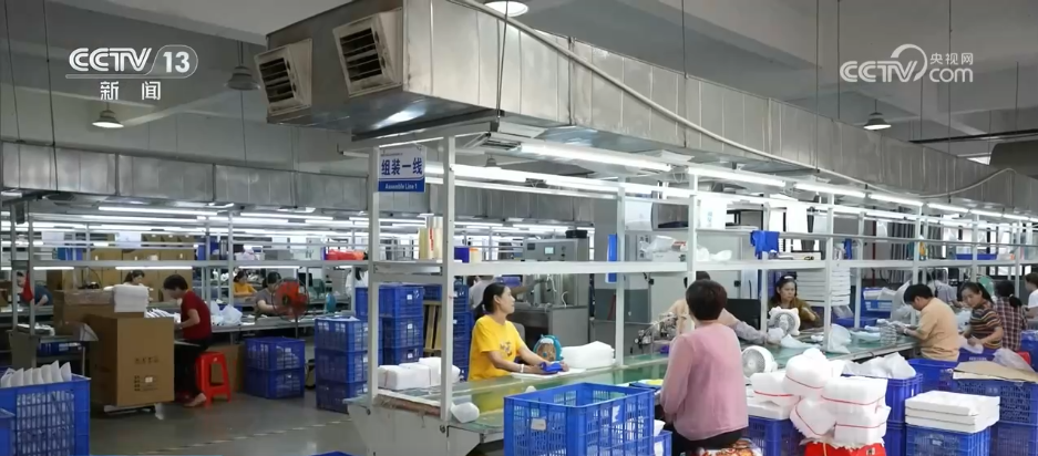 // </p> в соответствии с национальными положениями, которые должны быть волю предприятие. Однако в Fujian предприятия, которые соответствуют условиям исправления, могут инициировать процедуры ремонта заранее. В соответствии с руководством Департамента надзора на рынке компания быстро исправила свою продукцию и подала заявку на ремонт корпоративного кредита после принятия и соблюдения национальных стандартов. Глава кредитной секции Бюро надзора на рынке Нан'ан в городе Куаньчжоу, провинция Фуджяна, сказала: «После того, как предприятие соответствует условиям ремонта, будет открыт зеленый канал, чтобы сократить ограничение по времени одобрения. Из подчинения компании до завершения одобрения, ремонт был завершен только в один день». src = 