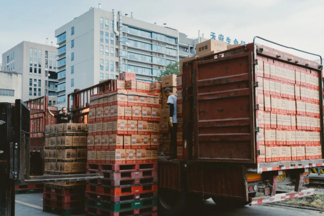 谷小酒×众合世泰进军光瓶酒市场：5年冲刺成都区域年销100万箱