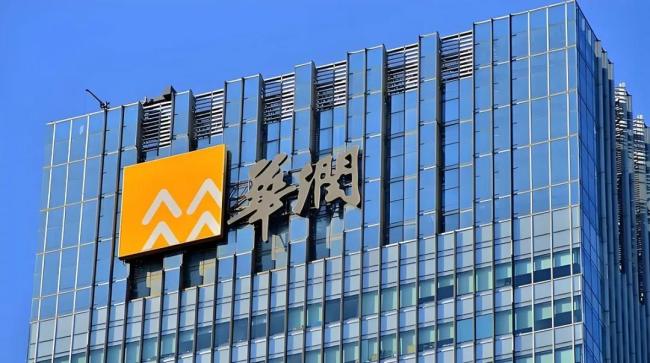 斥资200亿收编三张白酒牌，华润酒业困在行业"断层带"