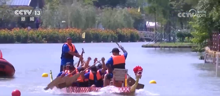 /> </p> <p> foshan, guangdng. Ano </p> <p> <p> Dragon Boat Racing é um Festival de Barcos Dragão Custom. Na área de Guangzhou, em Guangzhou, a tradição de abrir o dragão em abril do calendário lunar é desenterrar e lavar os barcos de dragão enterrados no rio no ano passado para receber a corrida de barcos dragão e desfile no festival de barcos de dragão. No dia 17, o velho barco de dragão Yanbu, no Mar da China Meridional de Foshan, Guangdong realizou uma cerimônia de partida por dragão. </p> <p class = 