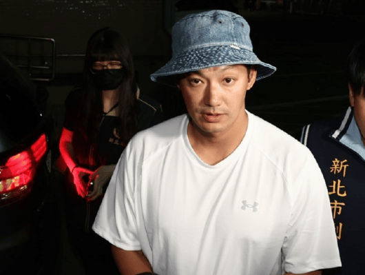 棒棒堂威廉涉逃兵役以50万元交保 多个节目遭停播