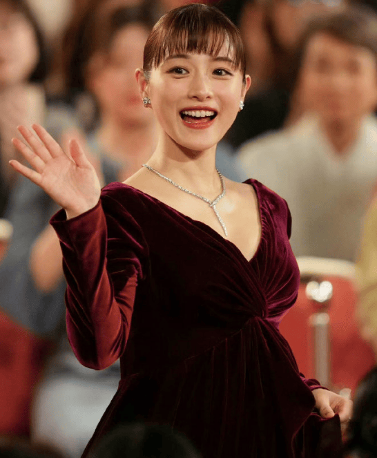 石原里美二胎出生！暂未公布孩子性别