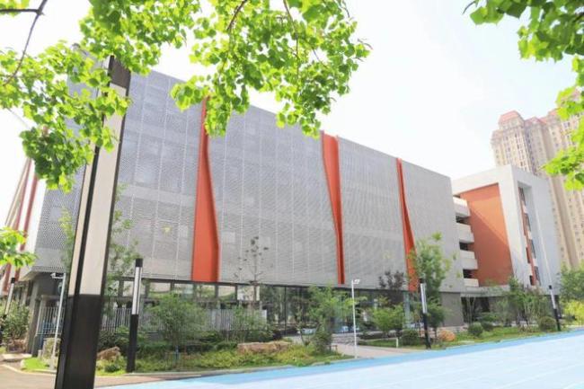 “出道即巅峰”，南京这所新建公办学校顶配资源令人羡慕……