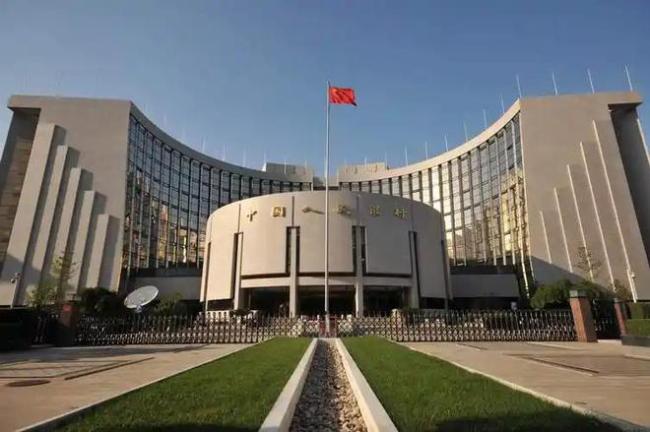 高门槛背后就业选择：人行上海总部录取名单公布，清一色985硕士