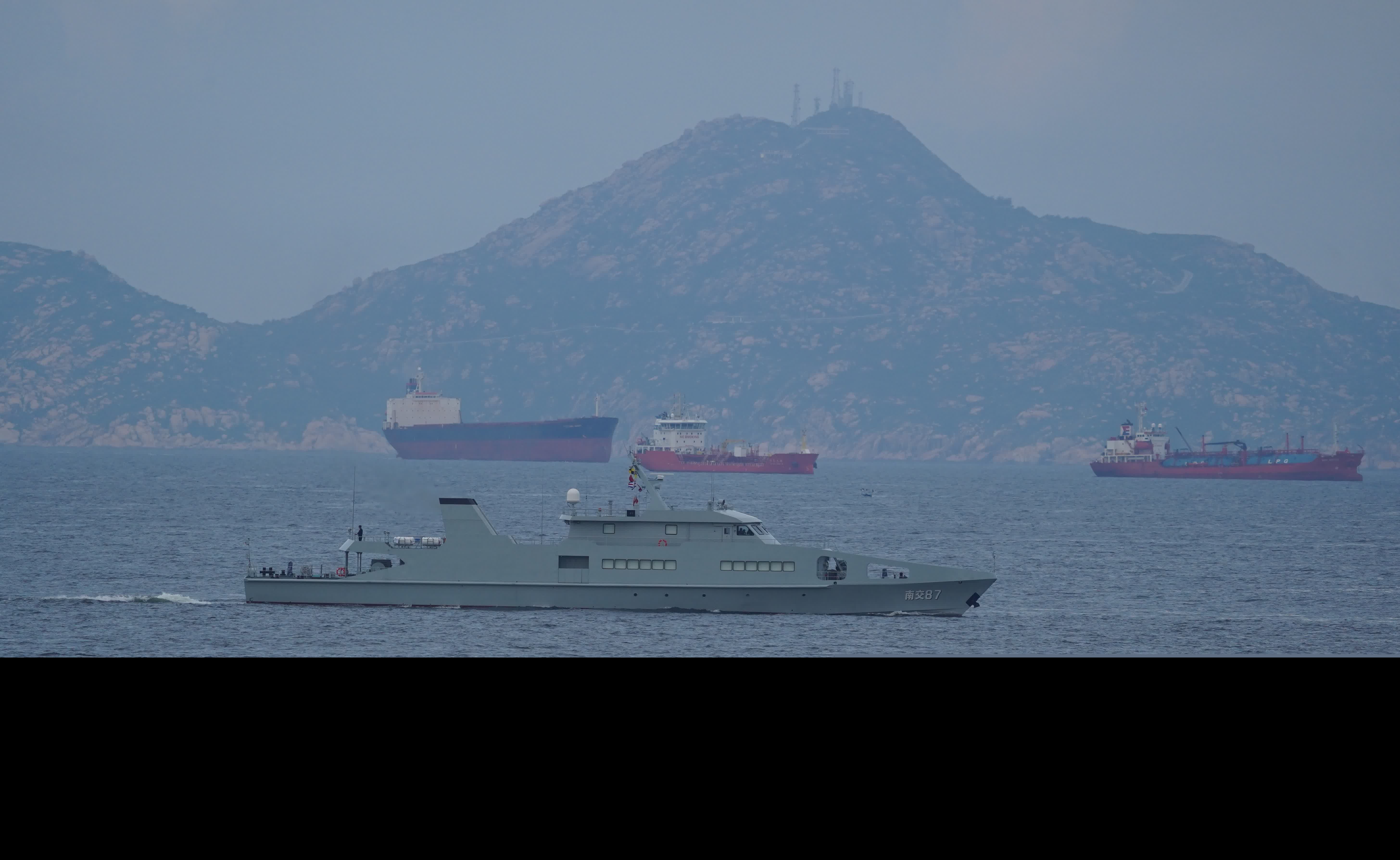 山東艦航母編隊訪港（香港文匯報記者曾興偉 攝）