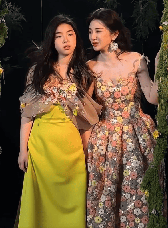 黄奕12岁女儿想去韩国当练习生 称当明星有成就感