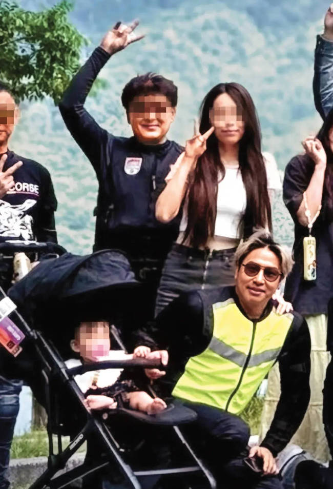 欧弟被曝与二婚妻子分居：鼾声如电钻般扰人