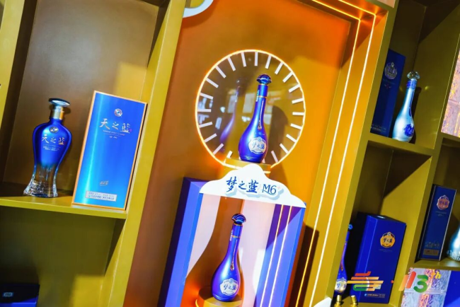 “绵柔浪潮”涌动金陵，洋河尽显2025秋糖东道主待客之道