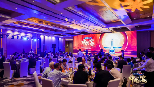 梦之蓝手工班全球巡味之旅新加坡站启幕，以“宴”为媒续写文化交融新篇