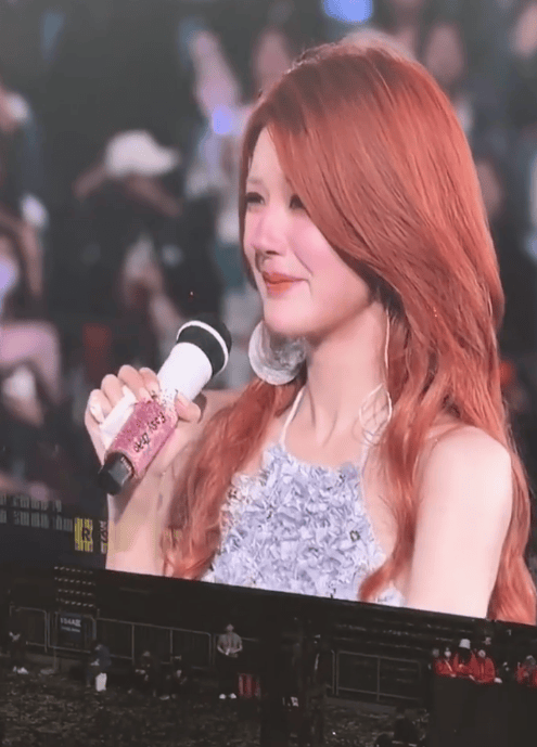 赵露思宣布成立新工作室!感慨:以为没法当演员了