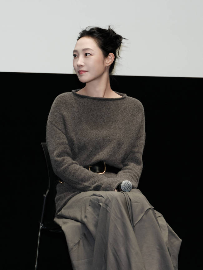 白百何工作室回应东京电影节争议!晒沟通时间线