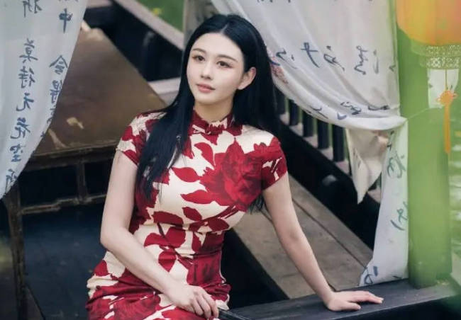 邱淑贞女儿发文回应撞名话题：特别欣赏张凌赫沈月