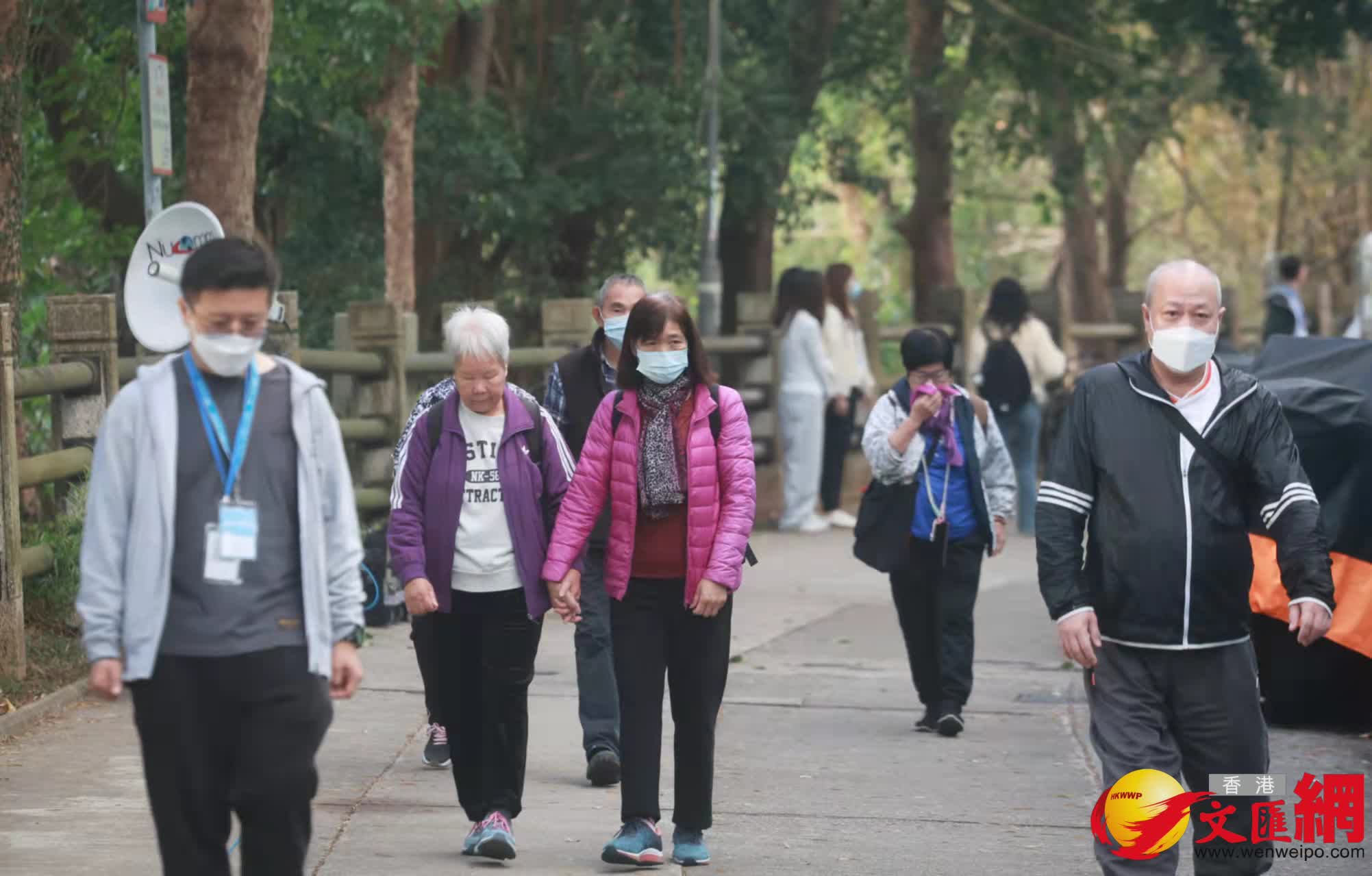 香港教師會李興貴中學投票站情況（香港文匯報記者劉國權攝）