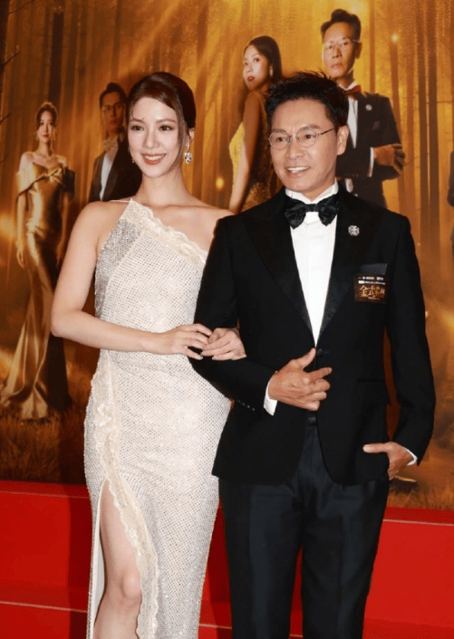 陈晓华否认与郭晋安恋情：剧组演员大家都感情好好