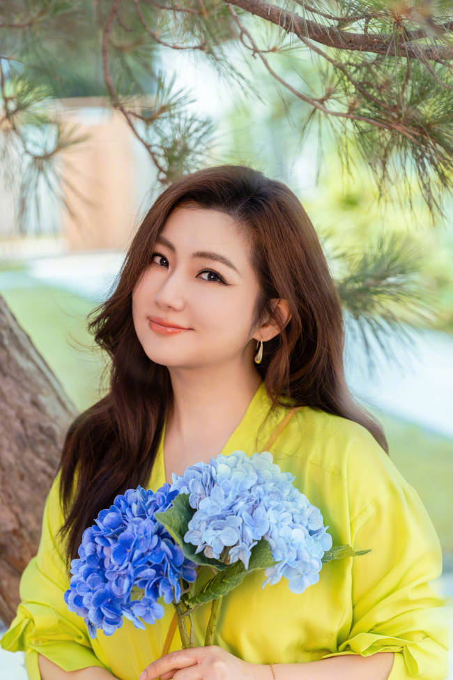 任容萱再否认姐姐Selina怀二胎 强调“目前没有”