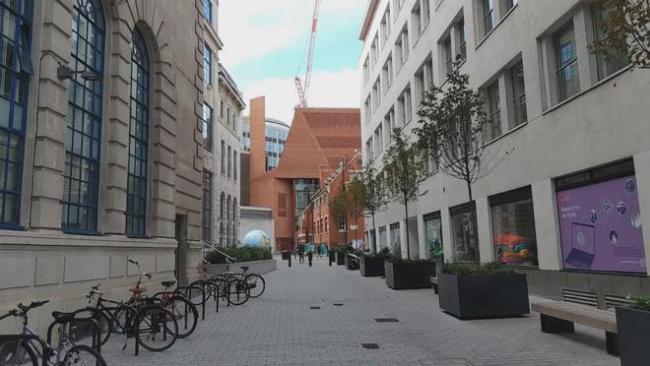 留学最大的红利是找对象！