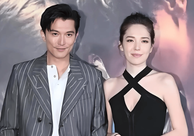 许玮甯甜蜜分享当妈后生活 称儿子已经能站起