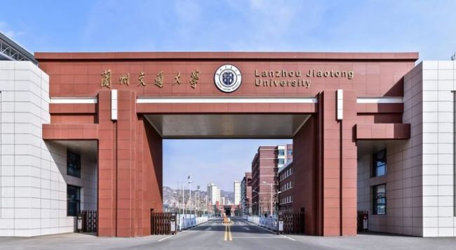 高考450-550分,盯紧这5所“铁饭碗”大学,毕业就业无忧!