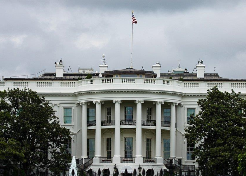 美参议院将第13次表决拨款法案 